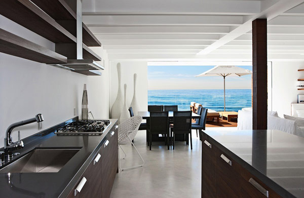 modern-house-in-Malibu-8