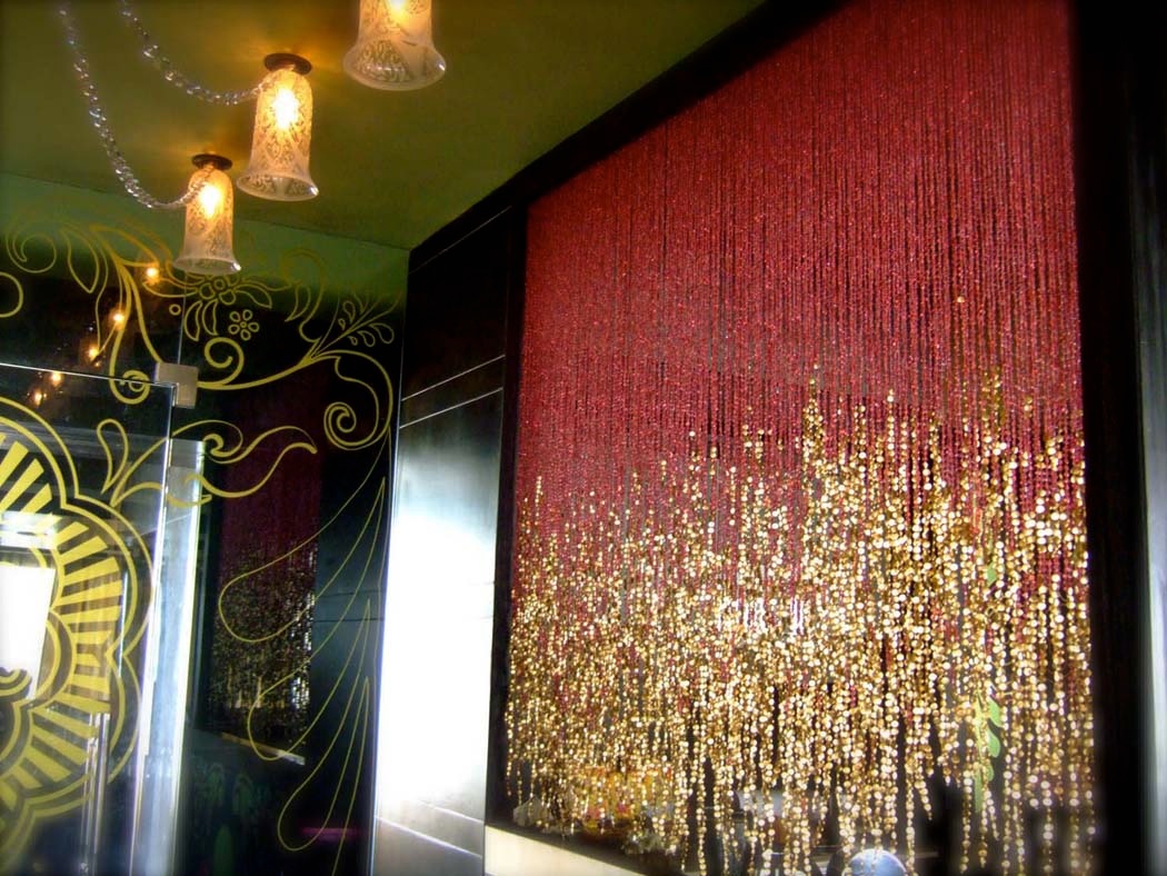 sparkly-partition-curtain