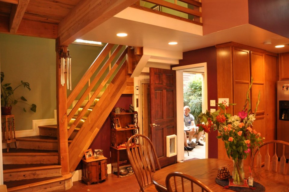 studio cottage house loft wooden (16)