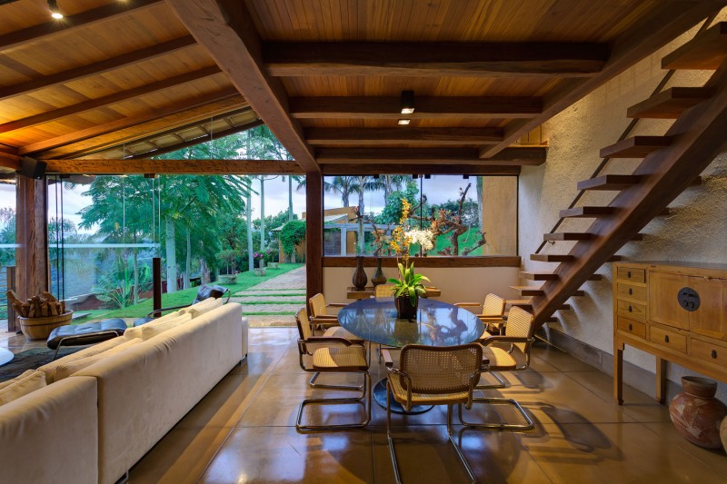 A-Country-Home-in-Brazil-13-800x533