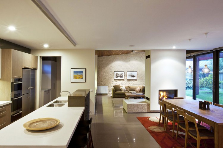 modern tropical house with bright contemporary interior design (17)