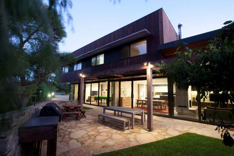 modern tropical house with bright contemporary interior design (2)