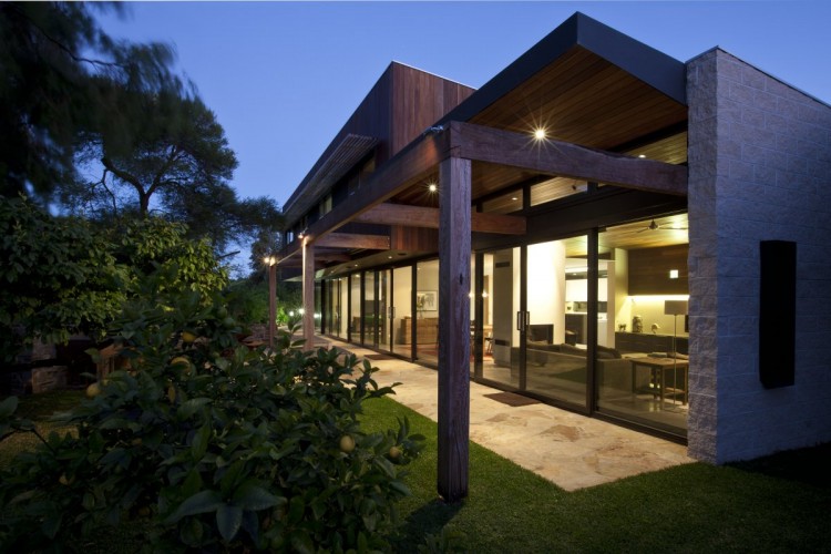 modern tropical house with bright contemporary interior design (3)