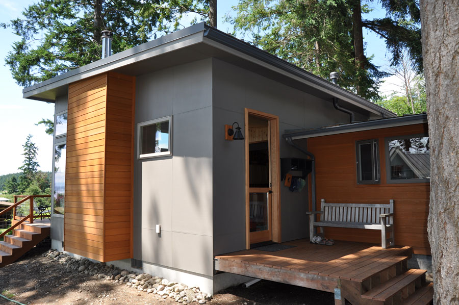 tiny compact house for single lifestyle (2)
