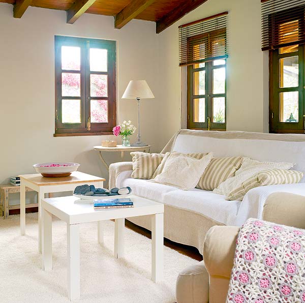 contemporary cottage spanish house with warm classic interior (9)