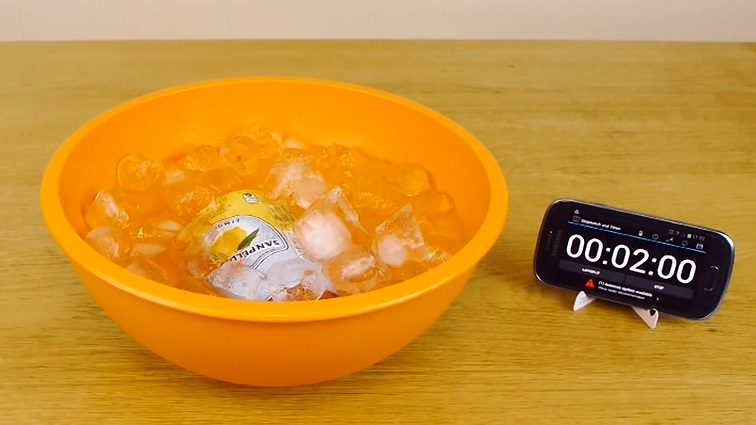 how-to-cool-a-drink-in-2-mins (6)
