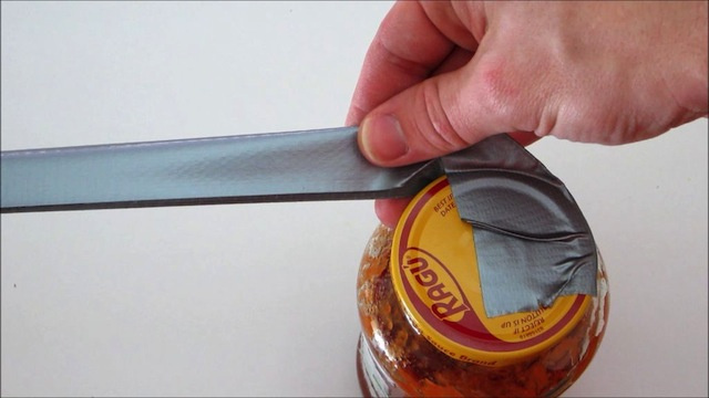 how-to-open-stubborn-jar
