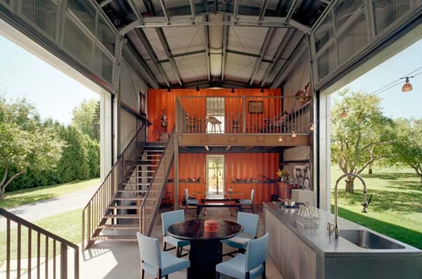 15-incredible-container-houses (4)
