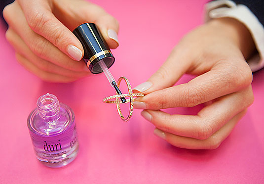 6-hidden-benefits-of-nail-polish (1)
