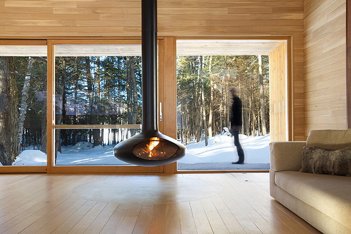 modern-wooden-house-in-peaceful-wood (5)
