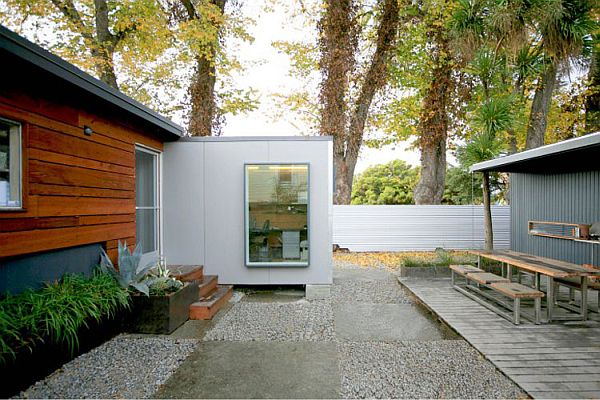 22-most-beautiful-house-from-shipping-container (81)