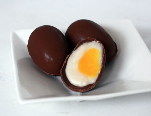 chocolate creme egg (1)