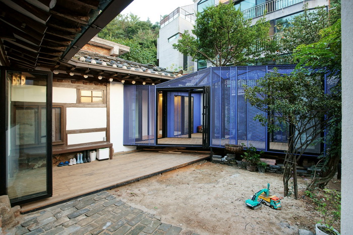 renovated-classical-korean-urban-residence (3)