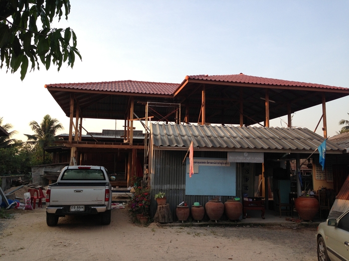 renovated oldschool thai house (35)