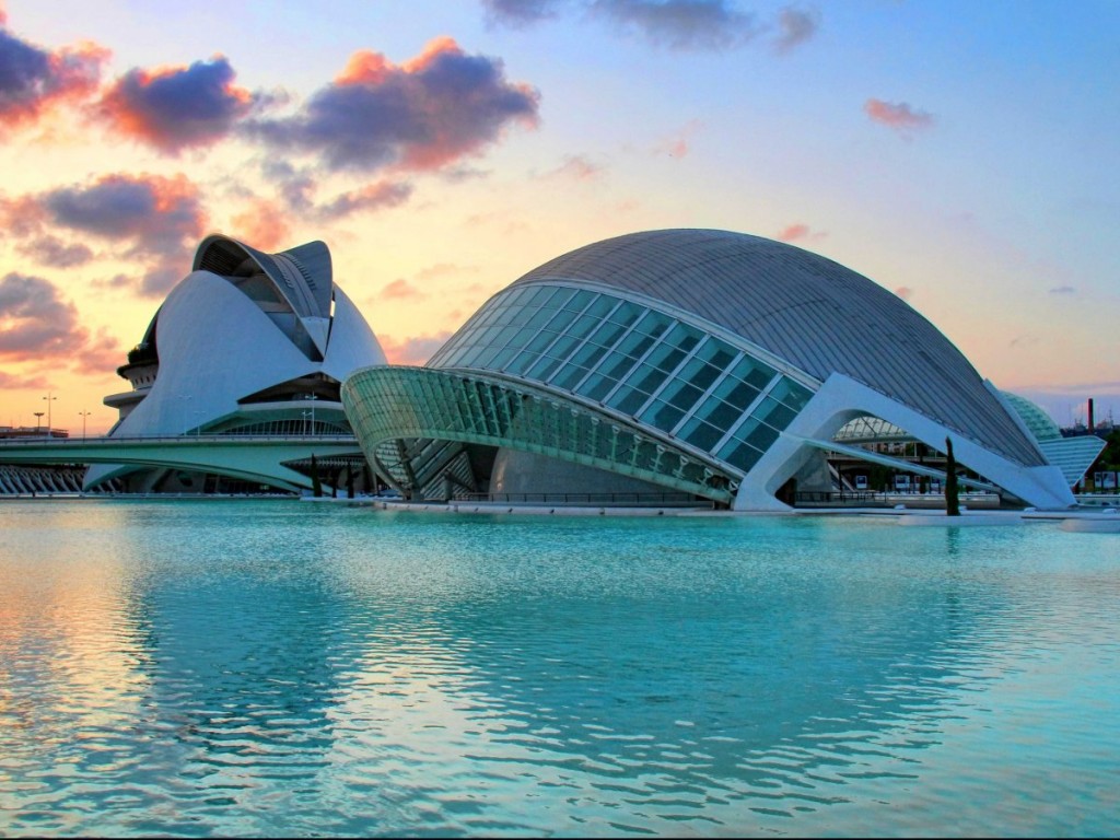 3-Spain-Art-Science-Opera-House