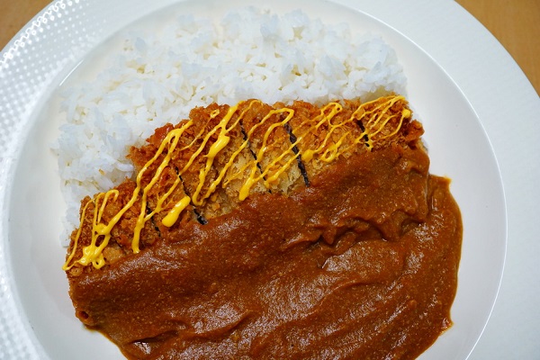 fried-pork-curry-rice-with-cheese (1)
