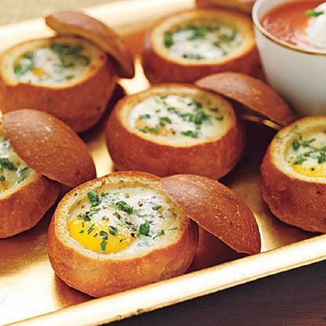 cheesy eggs with ham stuffed in bread recipe (6)