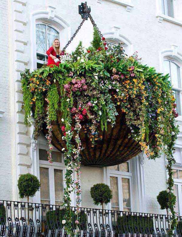 24-ideas-for-charming-exterior-flower-decoration (24)