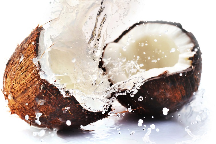 7 benefits of coconut water for girls (5)