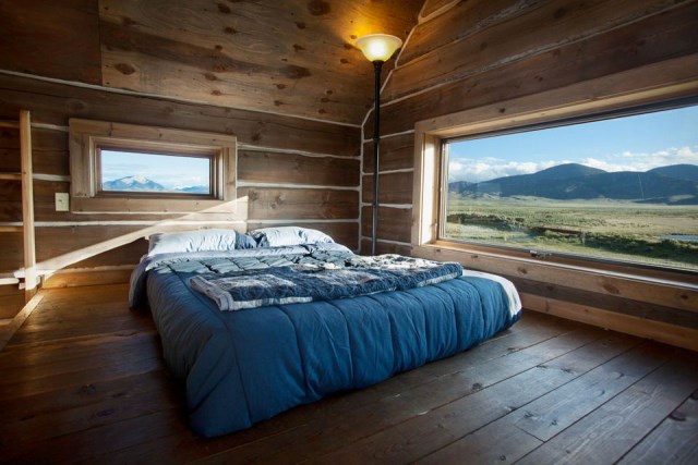 Clark-Stevens-Little-Lost-Cabin-Summit-Spring-Ranch-Bedroom-Humble-Homes