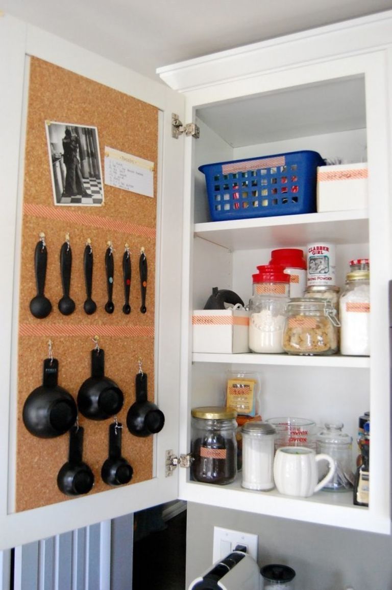 9-organizing-kitchen-storage-ideas (8)