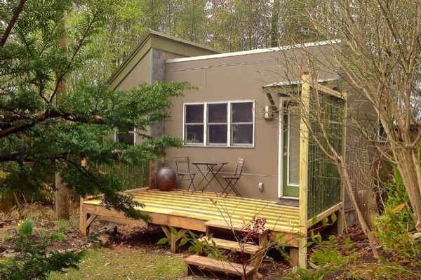 Modern Studio Cabin Retreat in the woods (1)