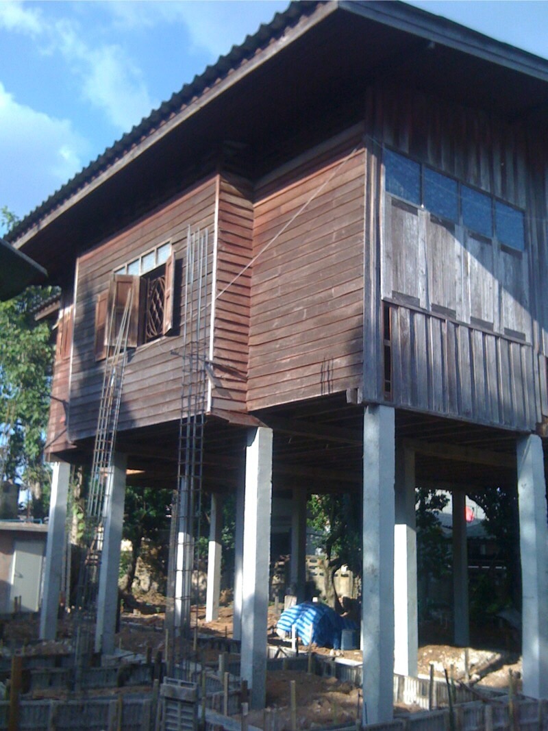 renovate-old-wooden-house-to-western-cafe-hostel (7)