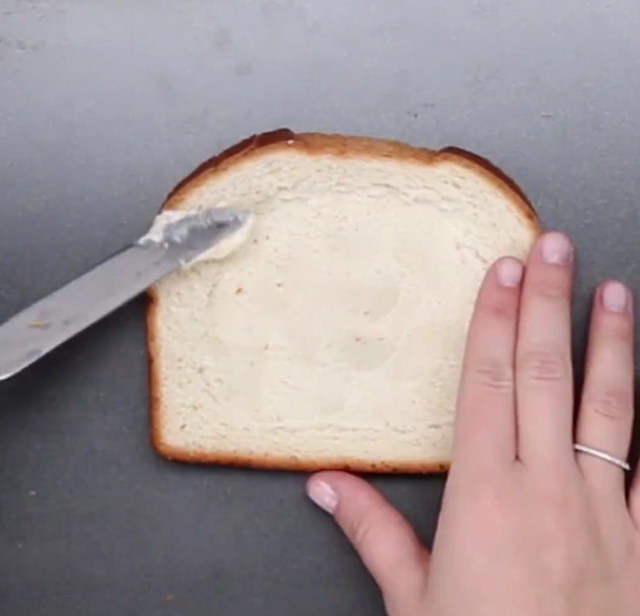 cheesy-egg-toast-recipe (2)