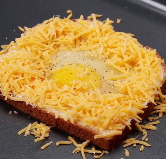 cheesy-egg-toast-recipe (5)