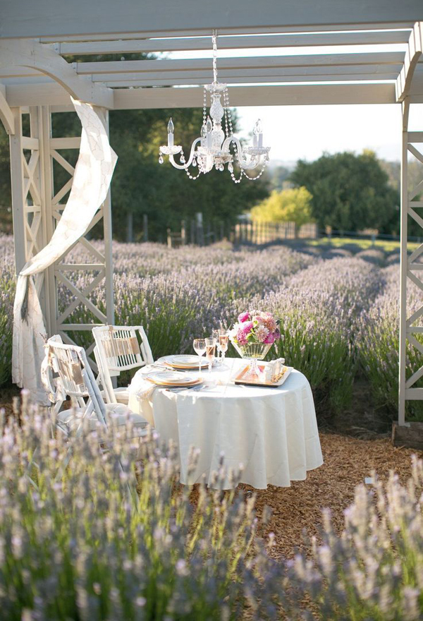 romantic-dining-table-for-couple