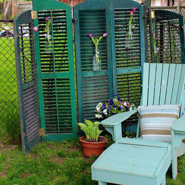 21 privacy screen in backyard garden ideas (22)