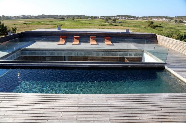 private-heated-pool-with-luxurious-deck-space