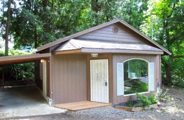 711-sq-ft-small-home-for-sale-olympia-001-600x390