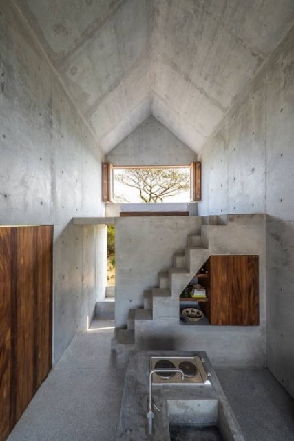 Beautiful-Tiny-Concrete-House-with-a-Minimalist-Architecture-6