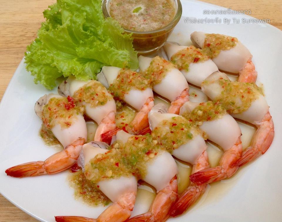 wrapped shrimp with seafood dipping recipe (1)