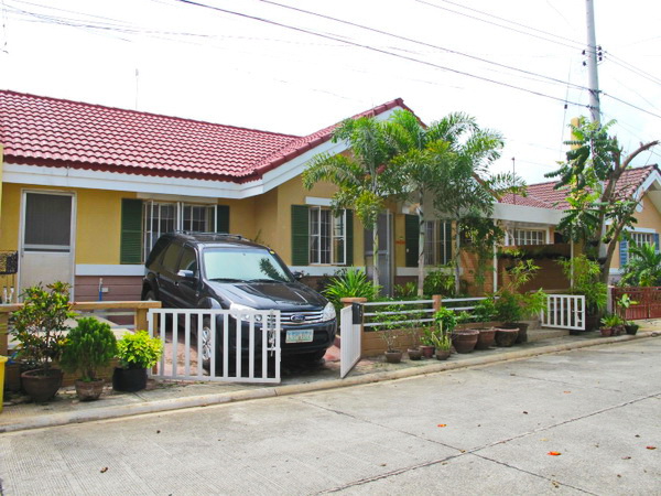 1-storey-filipino-resort-style-house-2