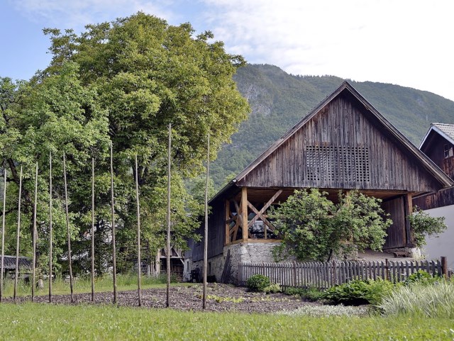 old-alpine-barnand-modern-loft (13)
