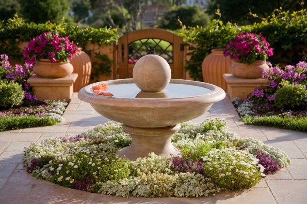 15 ideas for decorative garden with special details cover