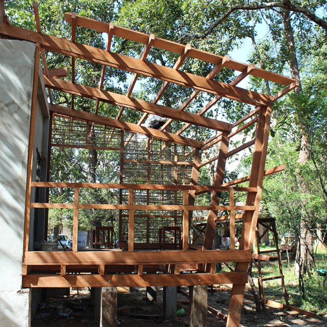 Modern Eco style Decorated with wood and galvanized sheet (1)