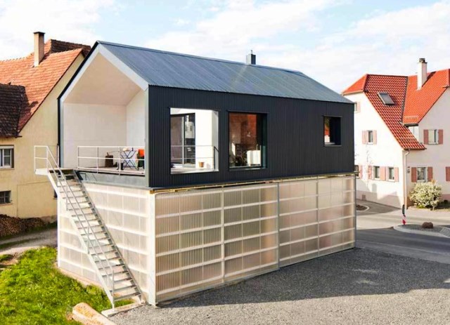 Modern home with modern materials built in garage (4)