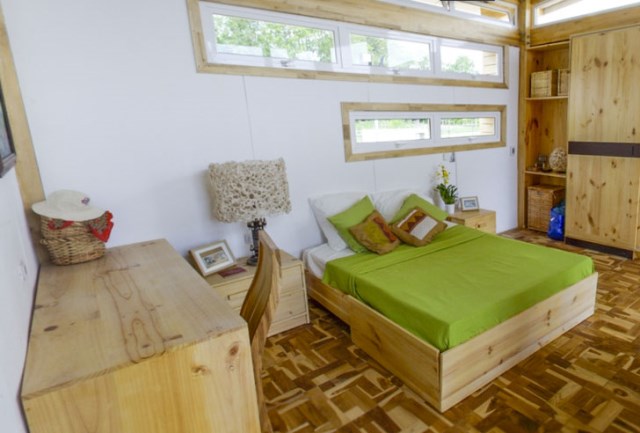 wooden Compact Modern Home (4)
