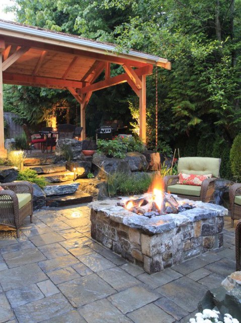 22-outdoor-fire-pits-for-cozy-backyar (22)