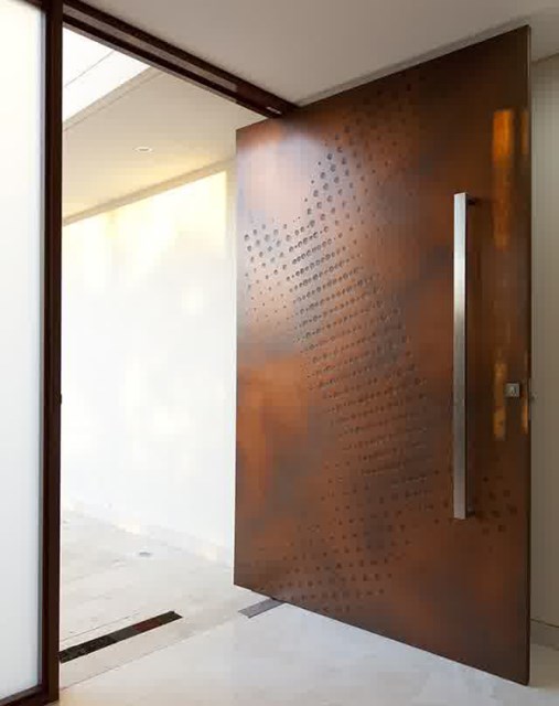 25 modern-front-door-with-wood-accents (4)