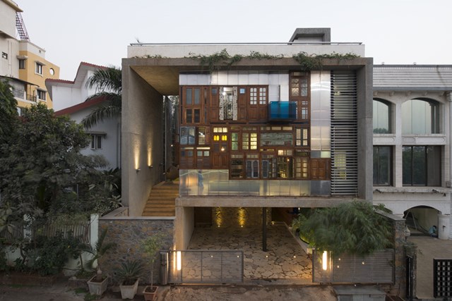 Contemporary house design recycled materials (10)