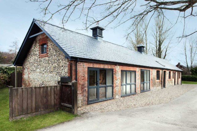 horse stables to modern house (1)