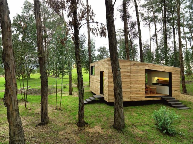 studio Small home Decorated with modern shapes (8)