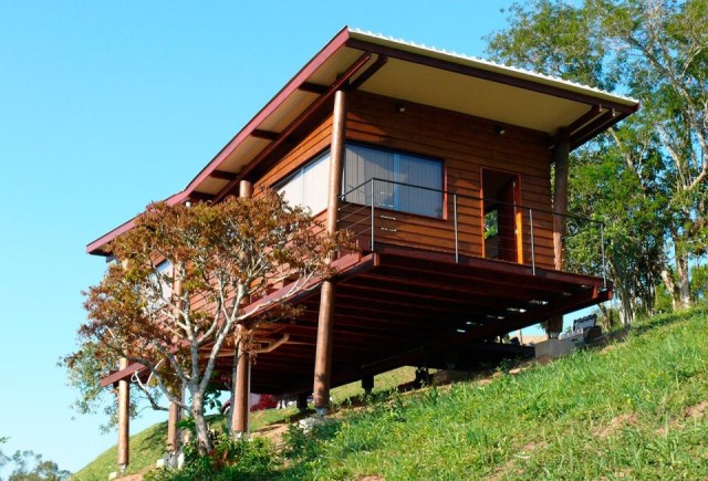 wooden Vacation home on the Hill (4)