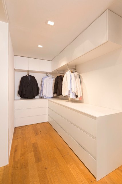 17-functional-ideas-for-designing-small-wardrobe (8)