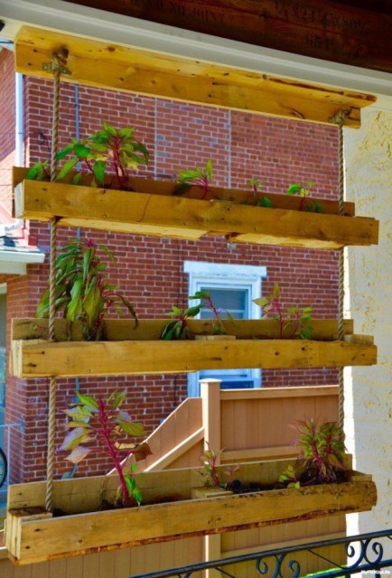 21-outstanding-diy-pallet-projects (3)