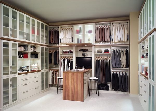 14-functional-ideas-decorate-master-wardrobe-properly (1)